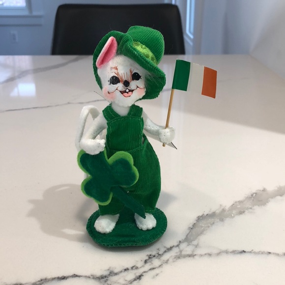 Annalee Mouse ☘️ 🇮🇪 - Picture 2 of 2